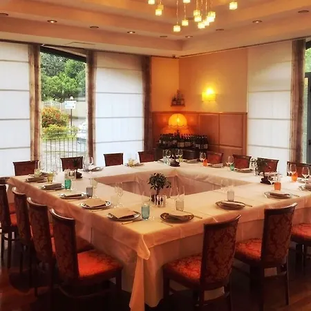 Hotel Poli 4*