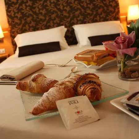 Hotel Poli 4*
