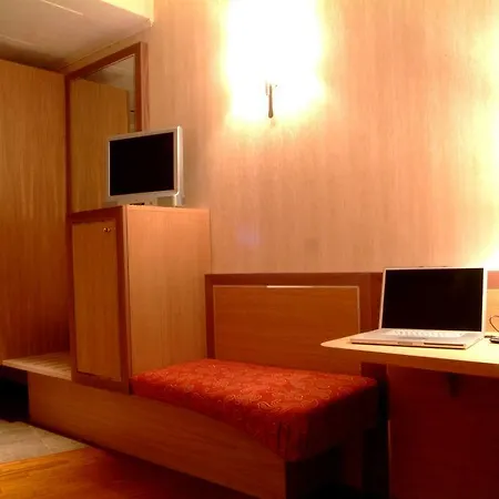 Poli 4* San Vittore Olona