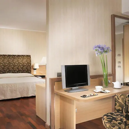 Hotel Poli 4*